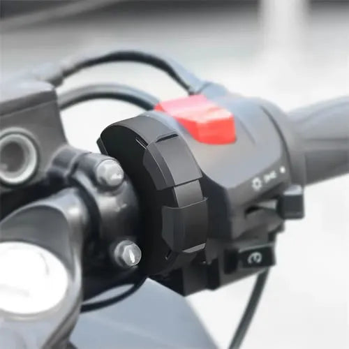 Turbo Cargador Manubrio Moto Tipo C Carga Rápida QC3.0 - Audio Descuentos